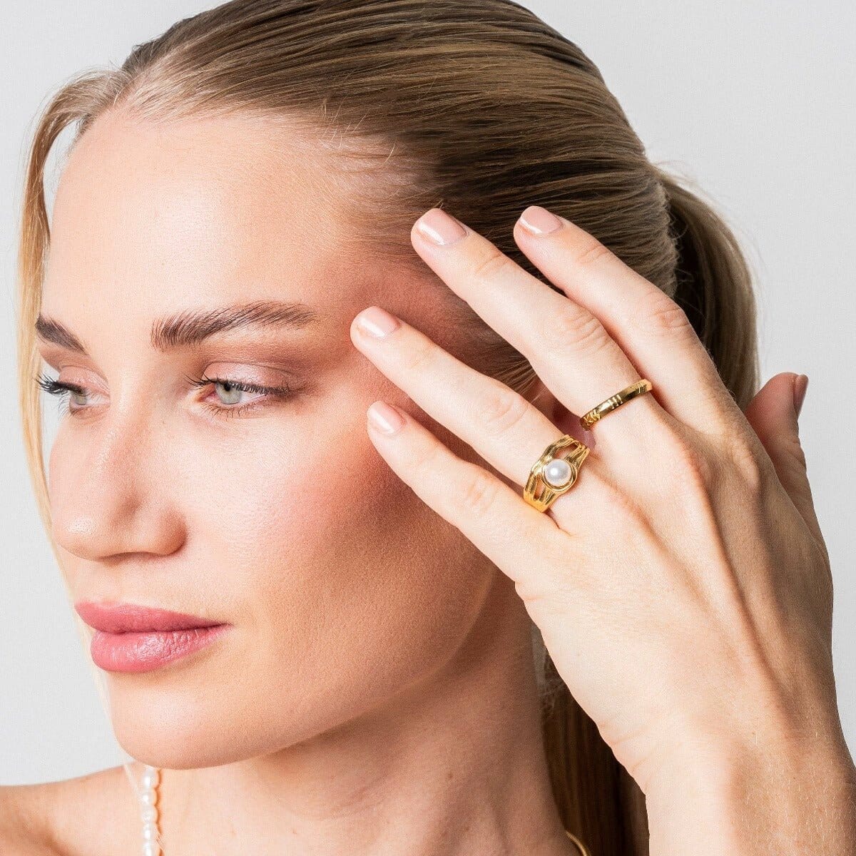Anel Catalina Pérola Solitário Banhado em Ouro 18k Anel Catalina Pérola Solitário Banhado em Ouro 18k Minha loja