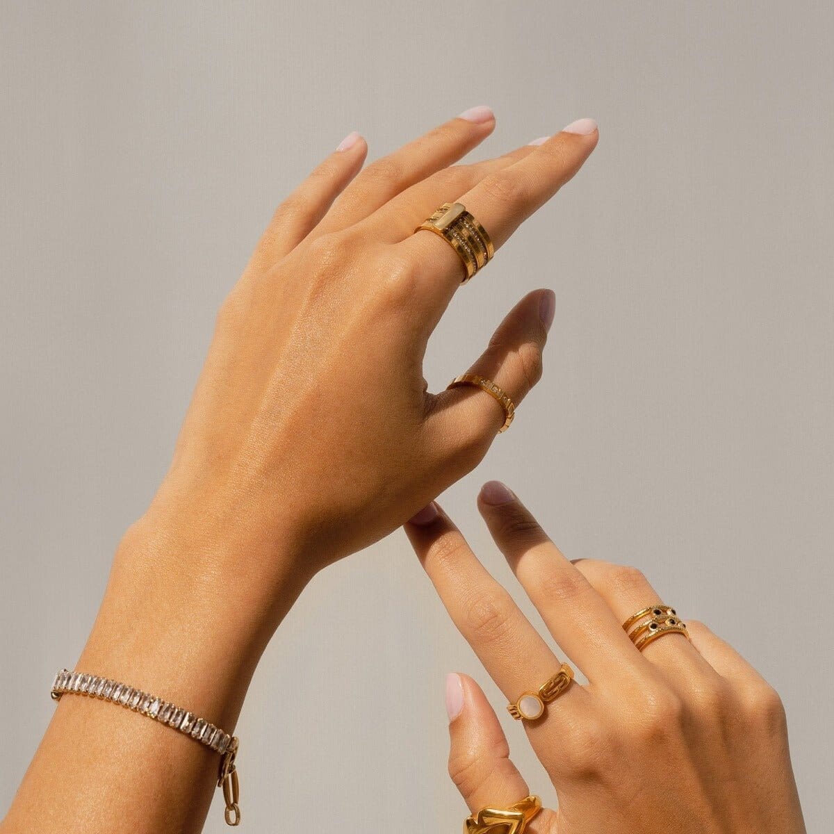 Anel Caviar Stack Banhado em Ouro 18K Anel Caviar Stack Banhado em Ouro 18K Minha loja