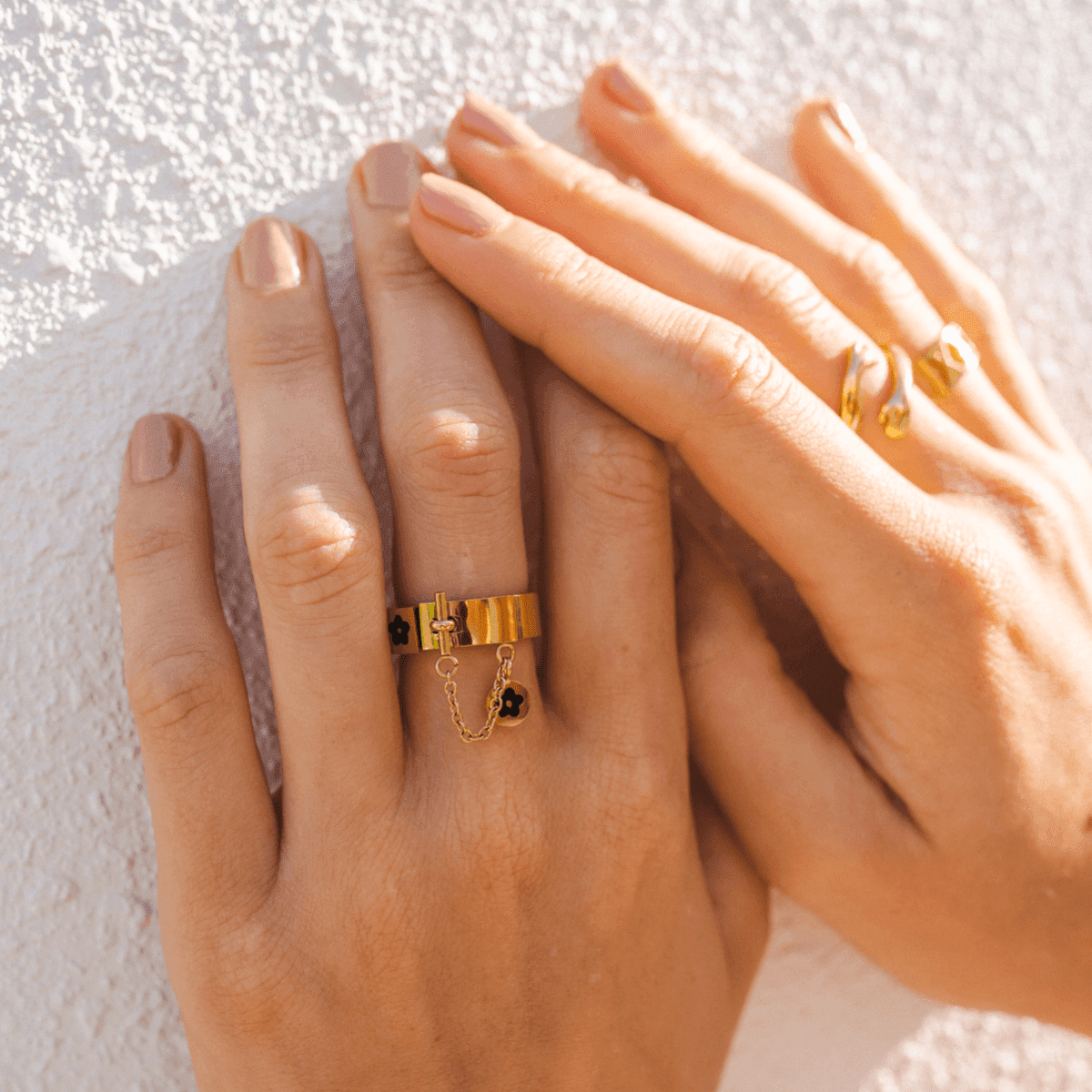 Anel Charme Banhado em Ouro 18K Anel Charme Banhado em Ouro 18K Minha loja