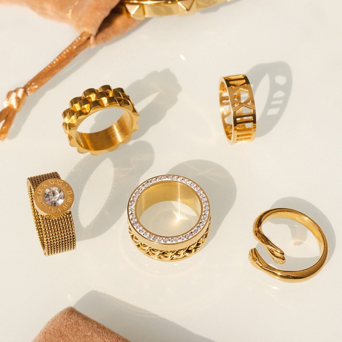 Anel Elos Zircônia Banhado em Ouro 18K Anel Elos Zircônia Banhado em Ouro 18K Minha loja