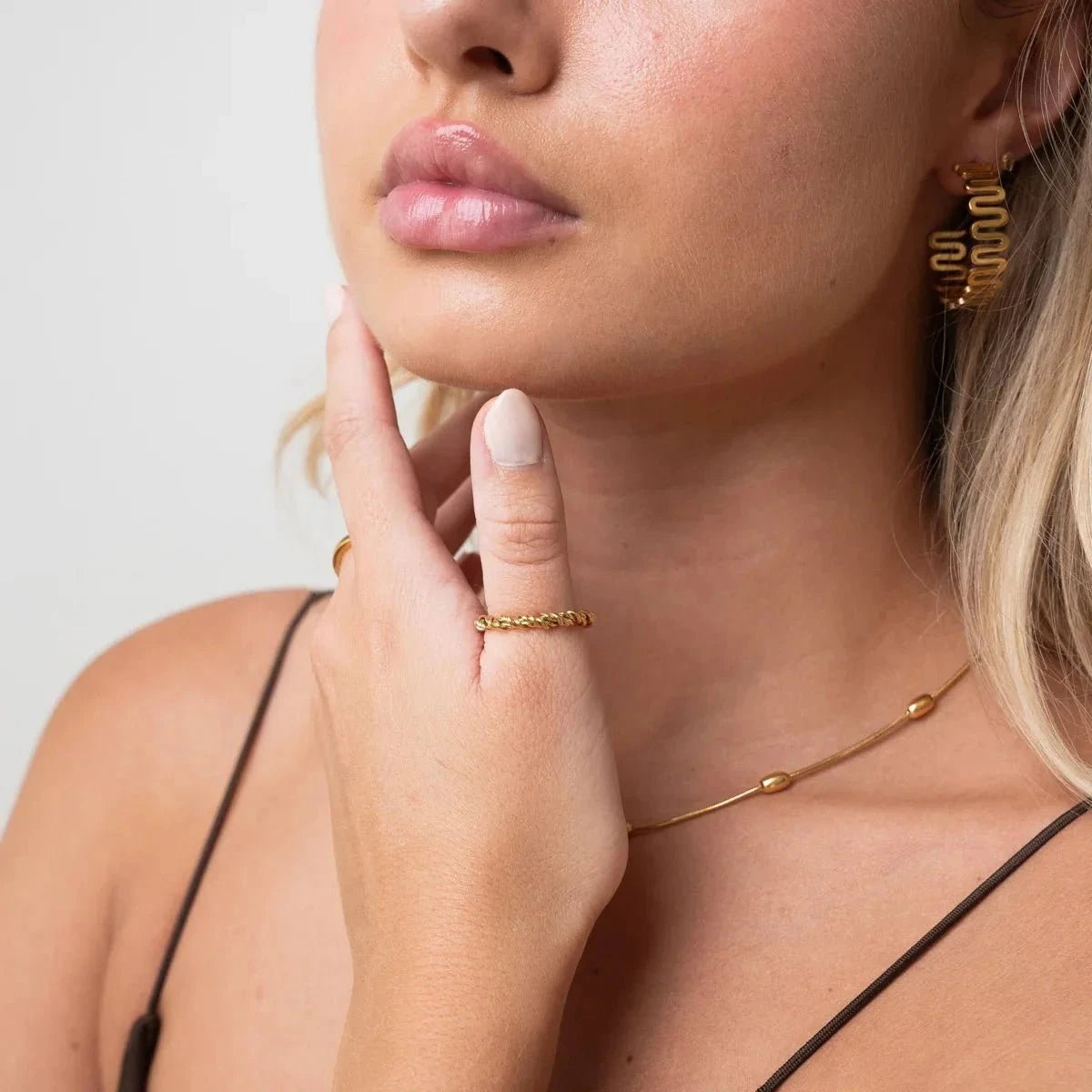 Anel Espiral Banhado em Ouro 18K Anel Espiral Banhado em Ouro 18K Minha loja