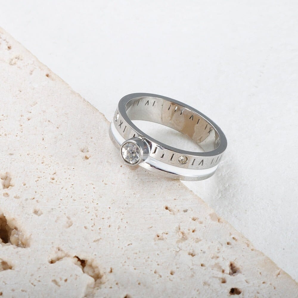 Anel Rainha Pedra Cristal - Prata Anel Rainha Pedra Cristal Banhado em Ouro 18k - Prata Minha loja