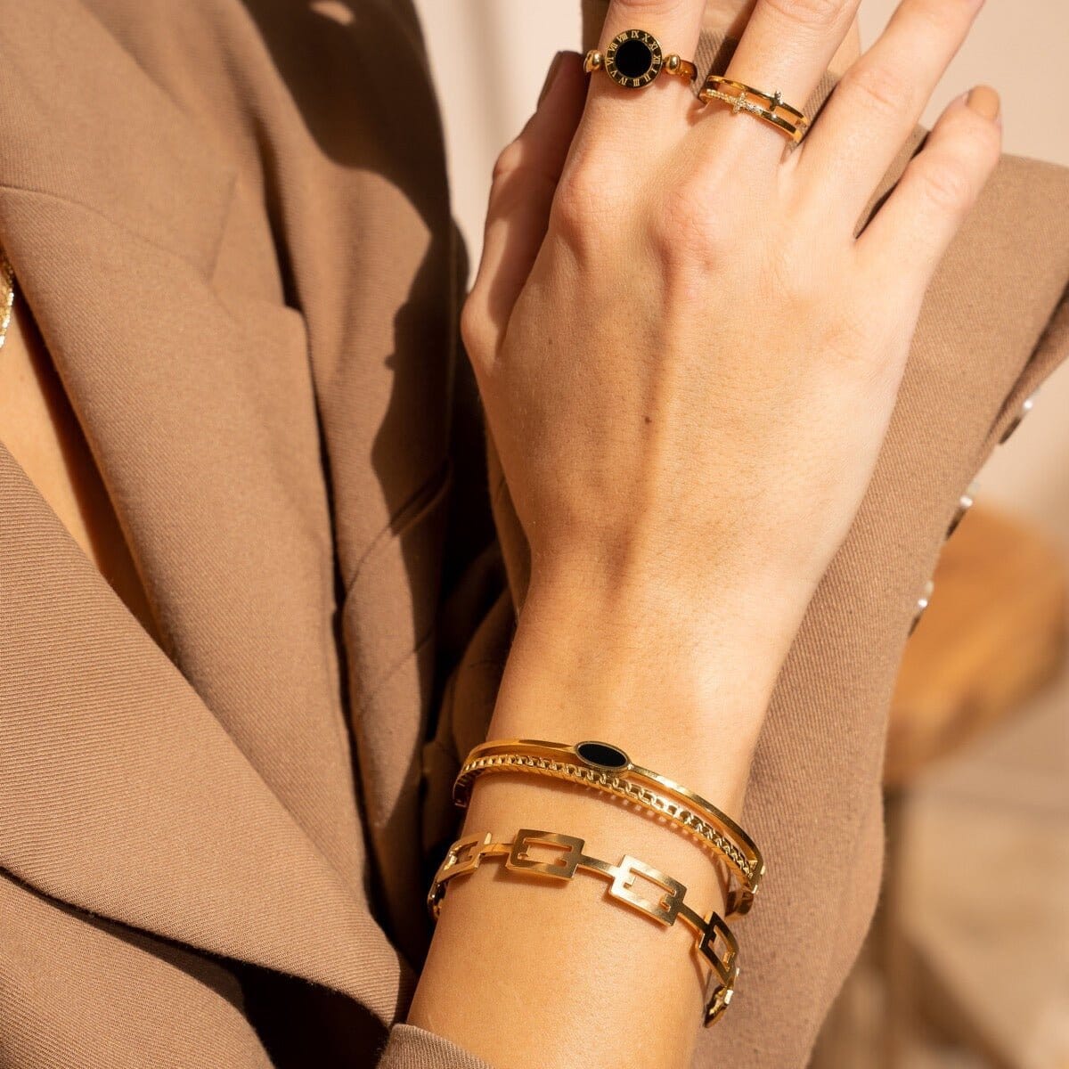 Bracelete Alexandra Banhado em Ouro 18K Bracelete Alexandra Banhado em Ouro 18K Minha loja
