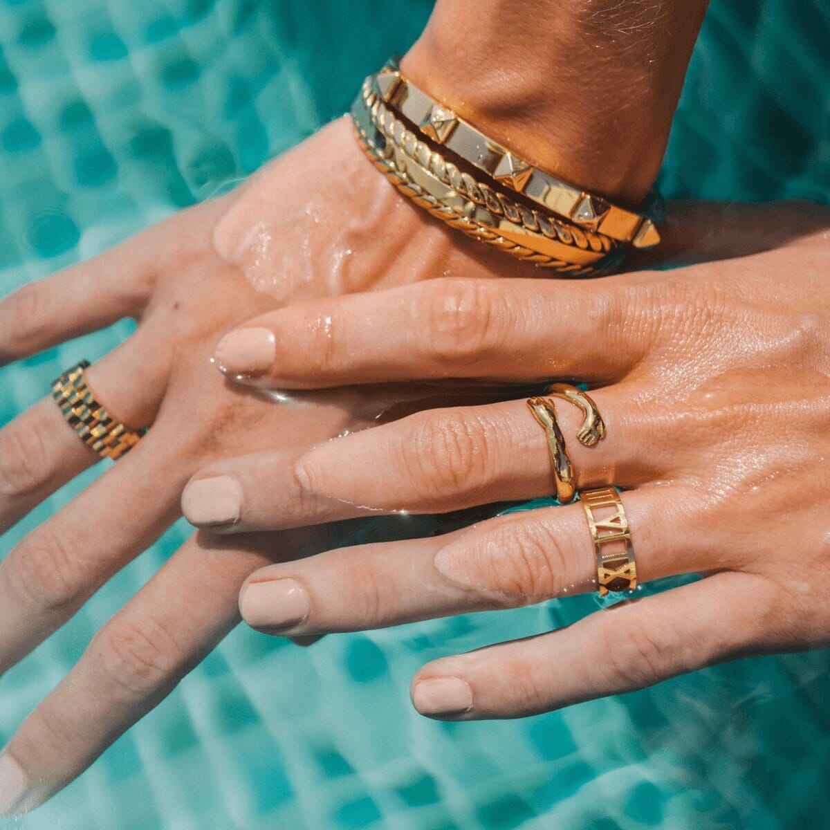 Bracelete Folhas Dourada Banhado em Ouro 18k Bracelete Folhas Dourada Banhado em Ouro 18k Minha loja