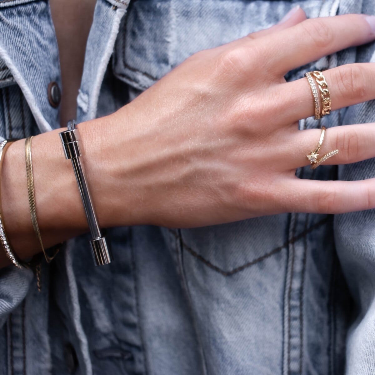 Bracelete Manguito Parafuso - Prata Bracelete Manguito Parafuso Banhado em Ouro 18K - Prata Minha loja