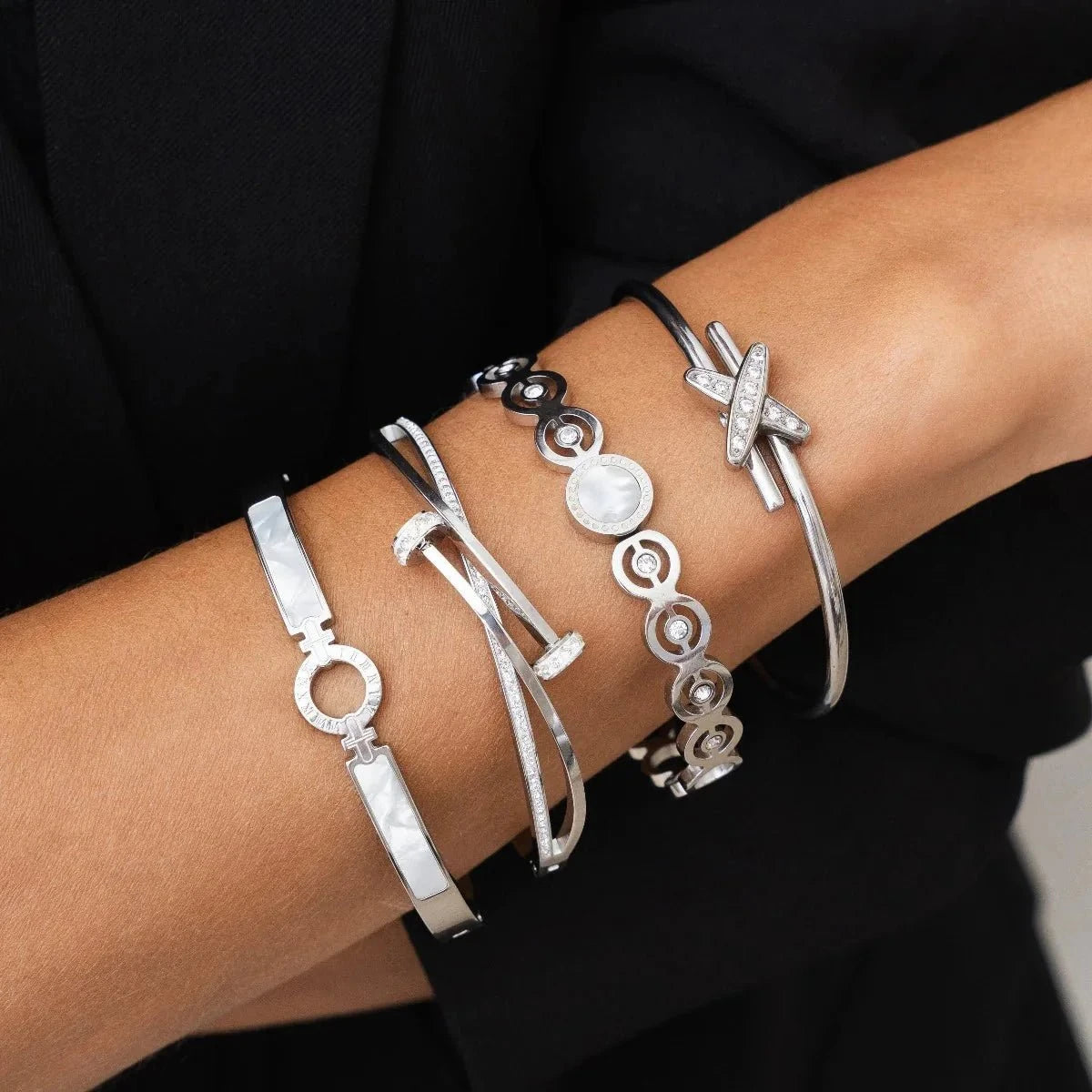 Bracelete Prego Zircônia - Prata Bracelete Prego Zircônia Banhado em Ouro 18K - Prata Minha loja