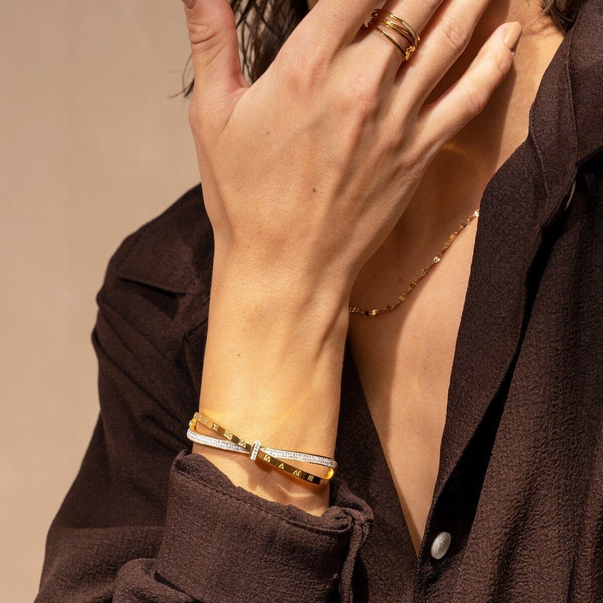 Bracelete Romano Zircônia Banhado em Ouro 18K Bracelete Romano Zircônia Banhado em Ouro 18K Minha loja