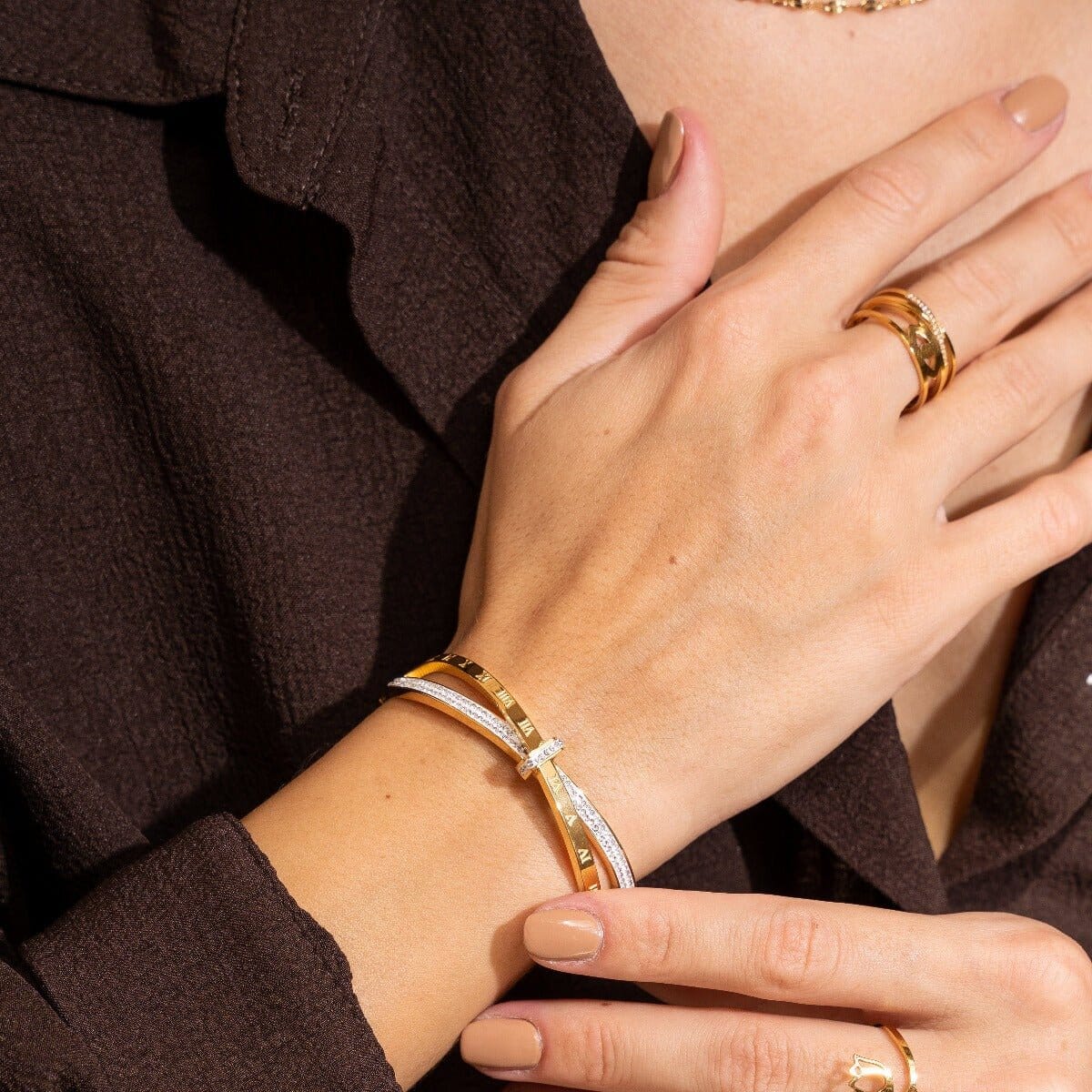 Bracelete Romano Zircônia Banhado em Ouro 18K Bracelete Romano Zircônia Banhado em Ouro 18K Minha loja