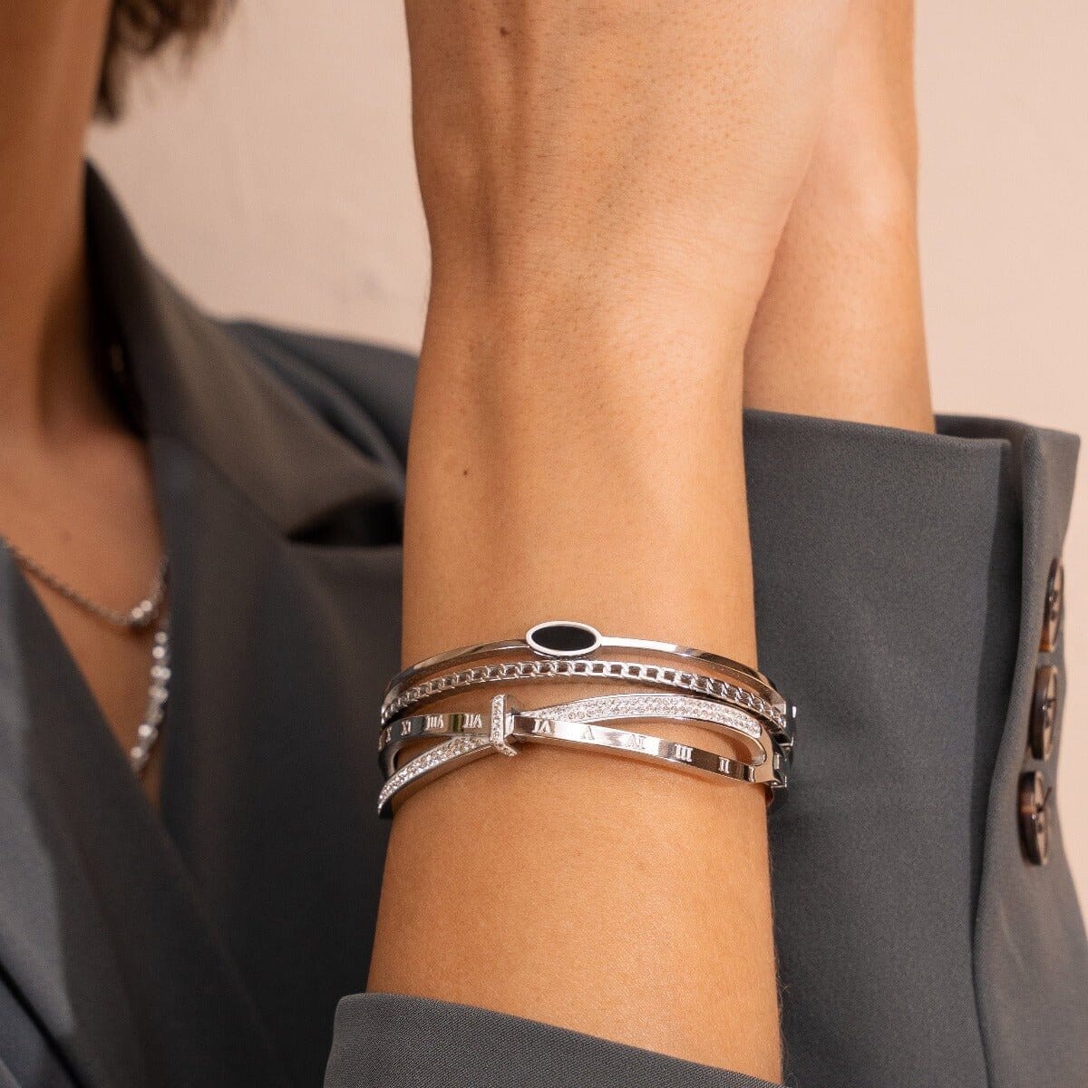 Bracelete Romano Zircônia - Prata Bracelete Romano Zircônia Banhado em Ouro 18K - Prata Minha loja