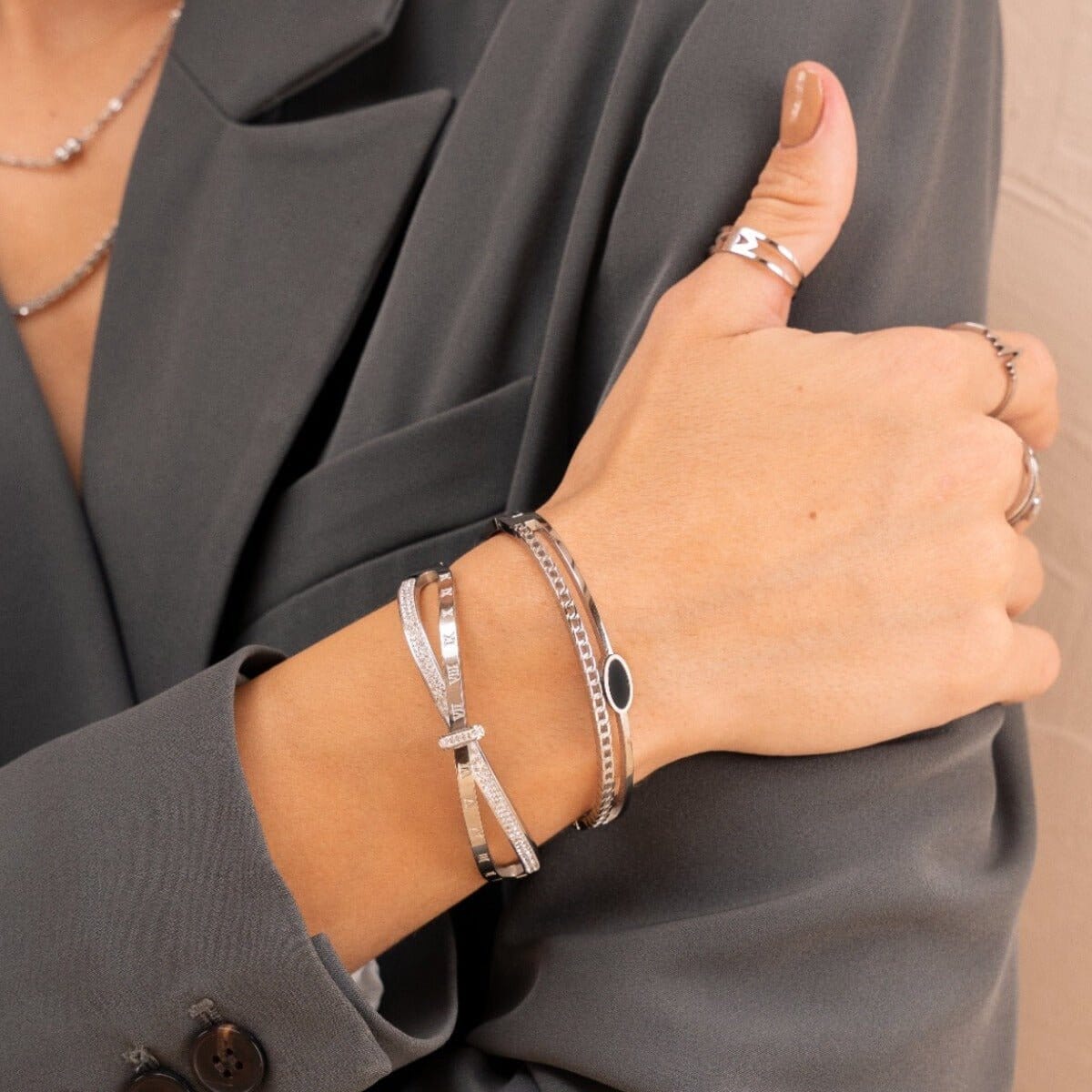 Bracelete Romano Zircônia - Prata Bracelete Romano Zircônia Banhado em Ouro 18K - Prata Minha loja
