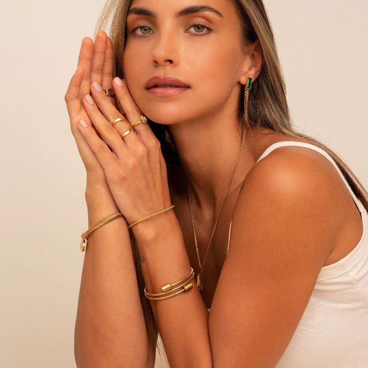 Bracelete Twist Banhado em Ouro 18K Bracelete Twist Banhado em Ouro 18K Minha loja