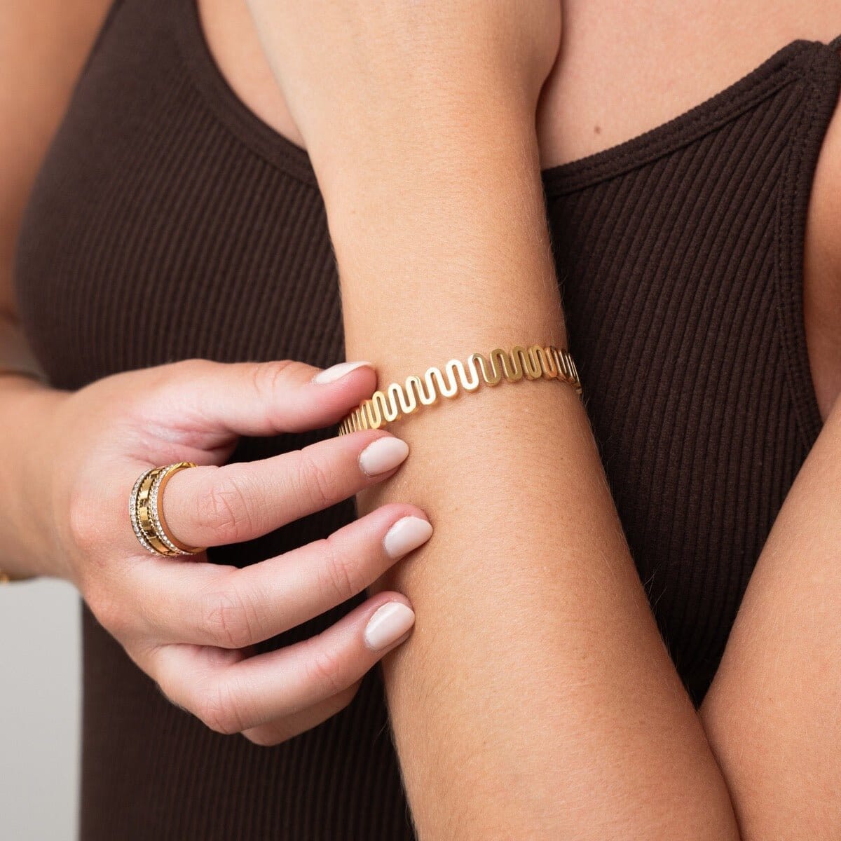 Bracelete Zig Zag Banhado em Ouro 18K Bracelete Zig Zag Banhado em Ouro 18K Minha loja