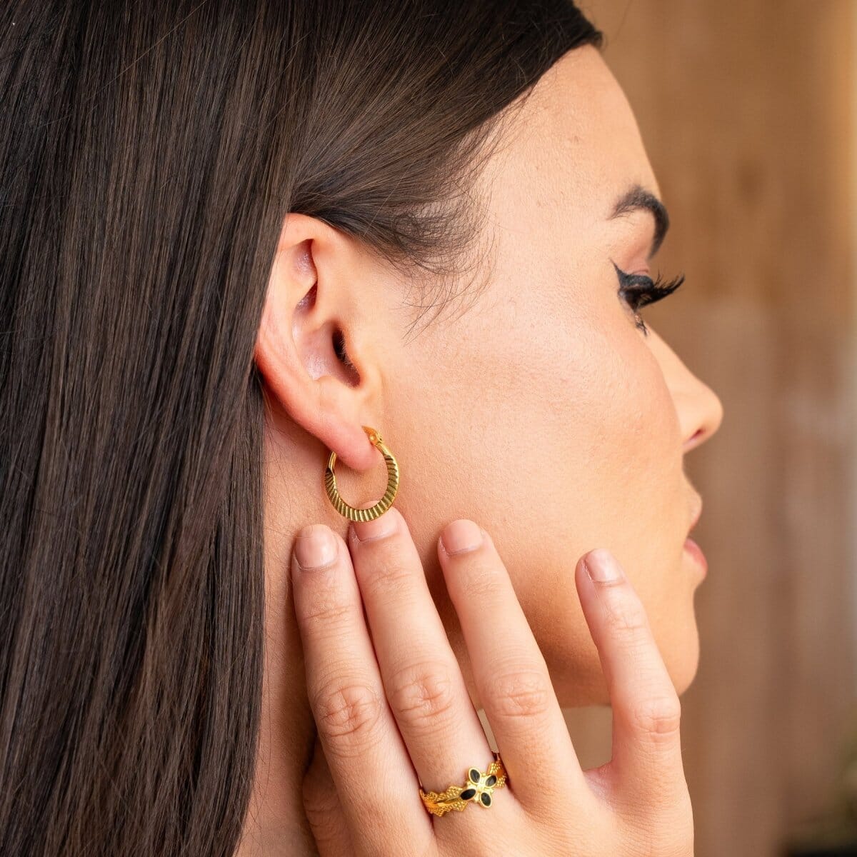 Brinco Catania Argola Banhado em Ouro 18K Brinco Catania Argola Banhado em Ouro 18K Minha loja