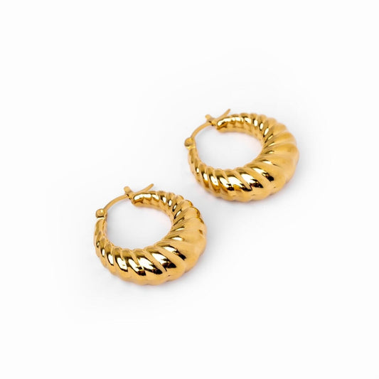 Brinco de Argola Croissant Banhado em Ouro 18K Brinco de Argola Tubo Torcido Melina Banhado em Ouro 18K Minha loja Ouro