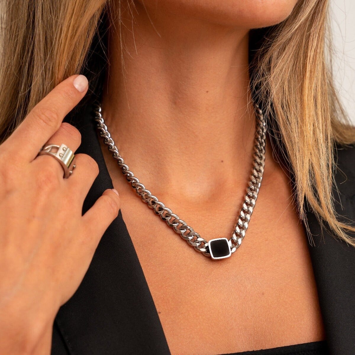 Colar Corrente Pedra Onix Quadrada - Prata Colar Corrente Pedra Onix Quadrada Banhado em Ouro 18K - Prata Minha loja