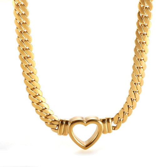 Colar Gargantilha Coração Minimalista Banhado em Ouro 18K Colar Gargantilha Coração Minimalista Banhado em Ouro 18K Minha loja Ouro