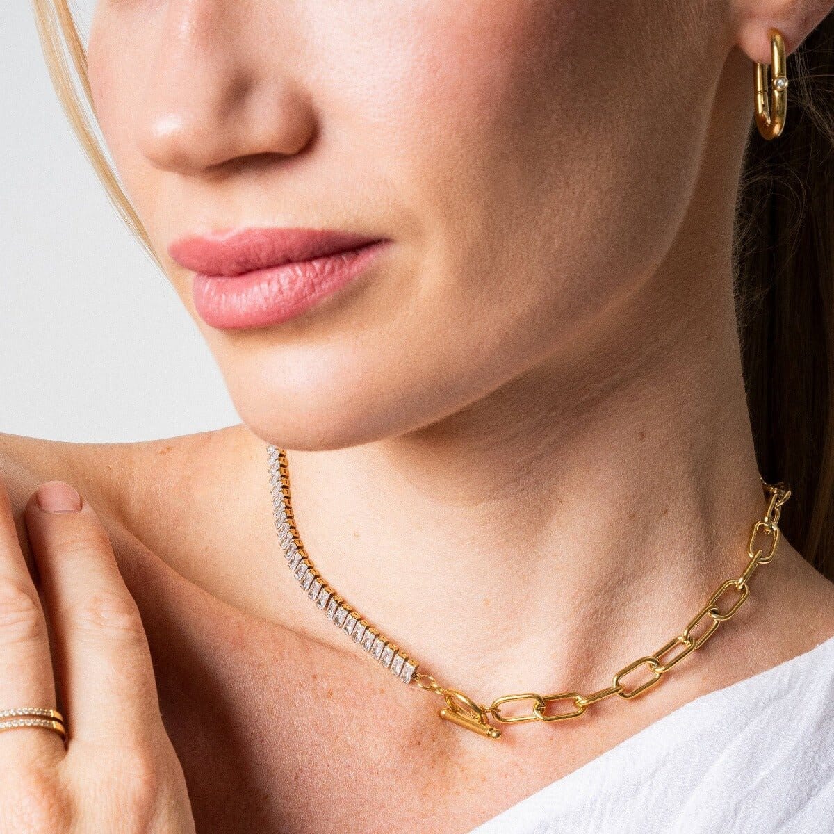 Colar Gargantilha Riviera Baguete Banhado em Ouro 18k Colar Gargantilha Riviera Baguete Banhado em Ouro 18 Minha loja