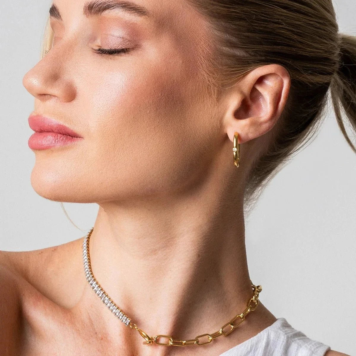 Colar Gargantilha Riviera Baguete Banhado em Ouro 18k Colar Gargantilha Riviera Baguete Banhado em Ouro 18 Minha loja