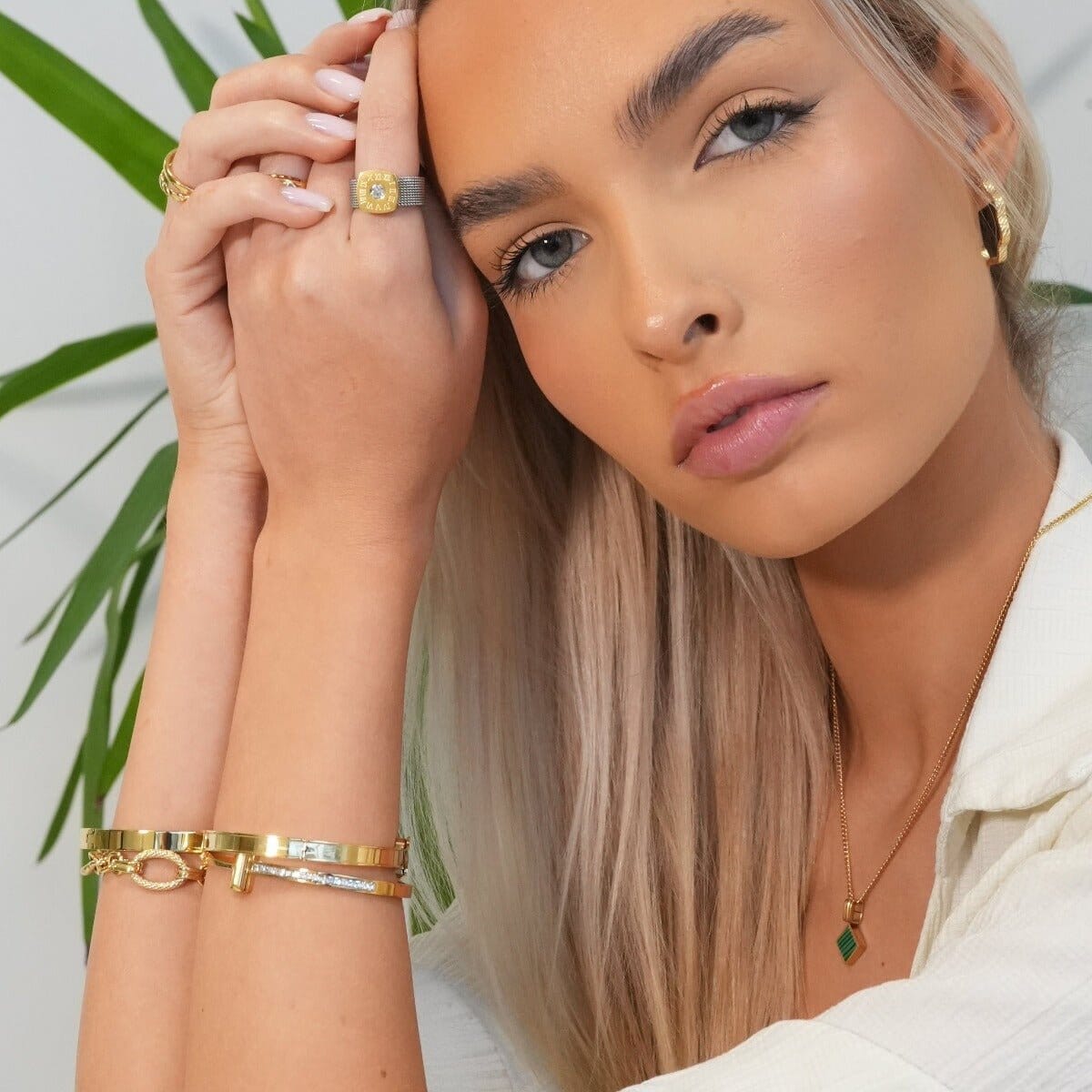 Colar Geometric Minimal Banhado em Ouro 18k Colar Geometric Minimal Banhado em Ouro 18k Minha loja