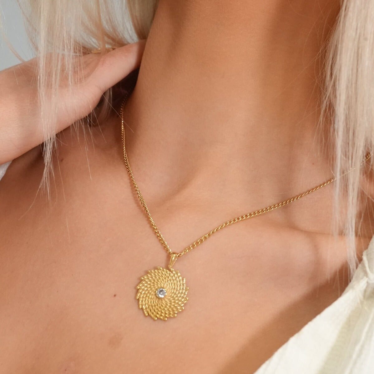 Colar Glow Banhado em Ouro 18k Colar Glow Banhado em Ouro 18k Minha loja