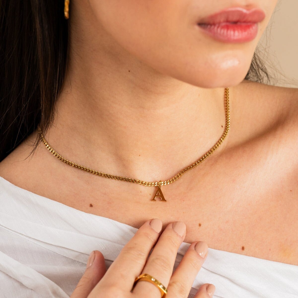 Colar Letra Inicial Chain Banhado em Ouro 18K Colar Letra Inicial Chain Banhado em Ouro 18K Minha loja