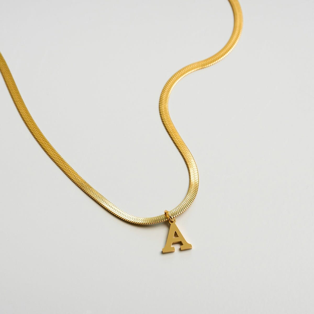 Colar Letra Inicial Malha Banhado em Ouro 18K Colar Letra Inicial Malha Banhado em Ouro 18K Minha loja