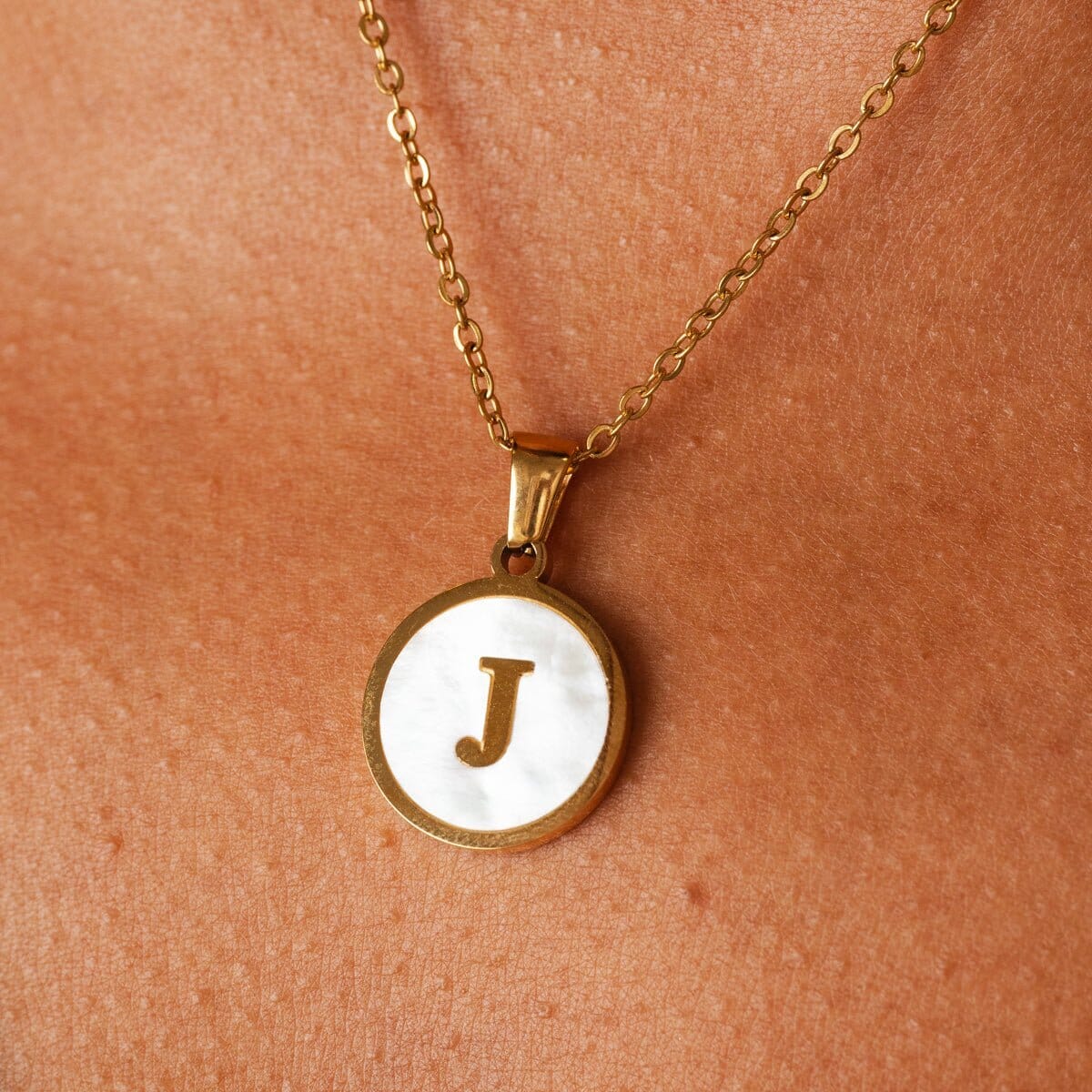 Colar Letra Inicial Marble Banhado em Ouro 18K Colar Letra Inicial Marble Banhado em Ouro 18K Minha loja