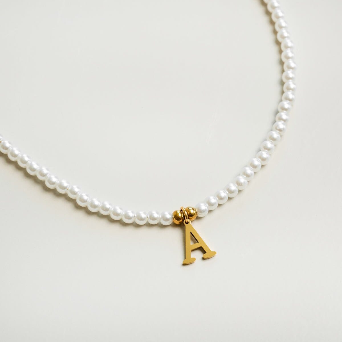 Colar Letra Inicial Pérola Banhado em Ouro 18K Colar Letra Inicial Pérola Banhado em Ouro 18K Minha loja