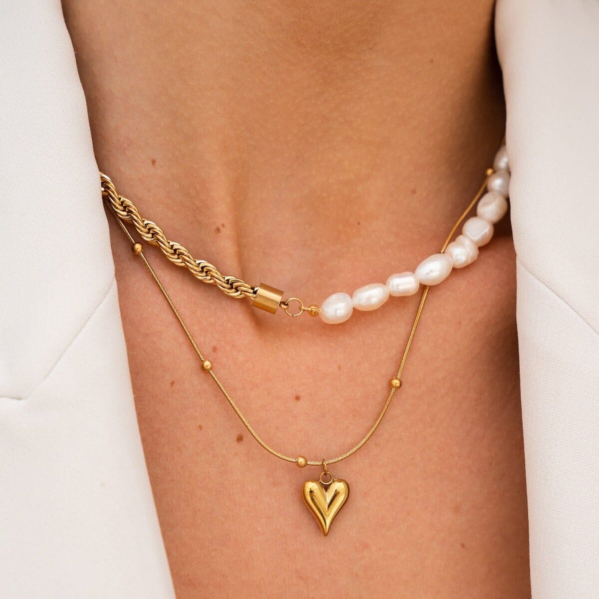 Colar Life Love Coração Banhado em Ouro 18K Colar Life Love Coração Banhado em Ouro 18K Minha loja