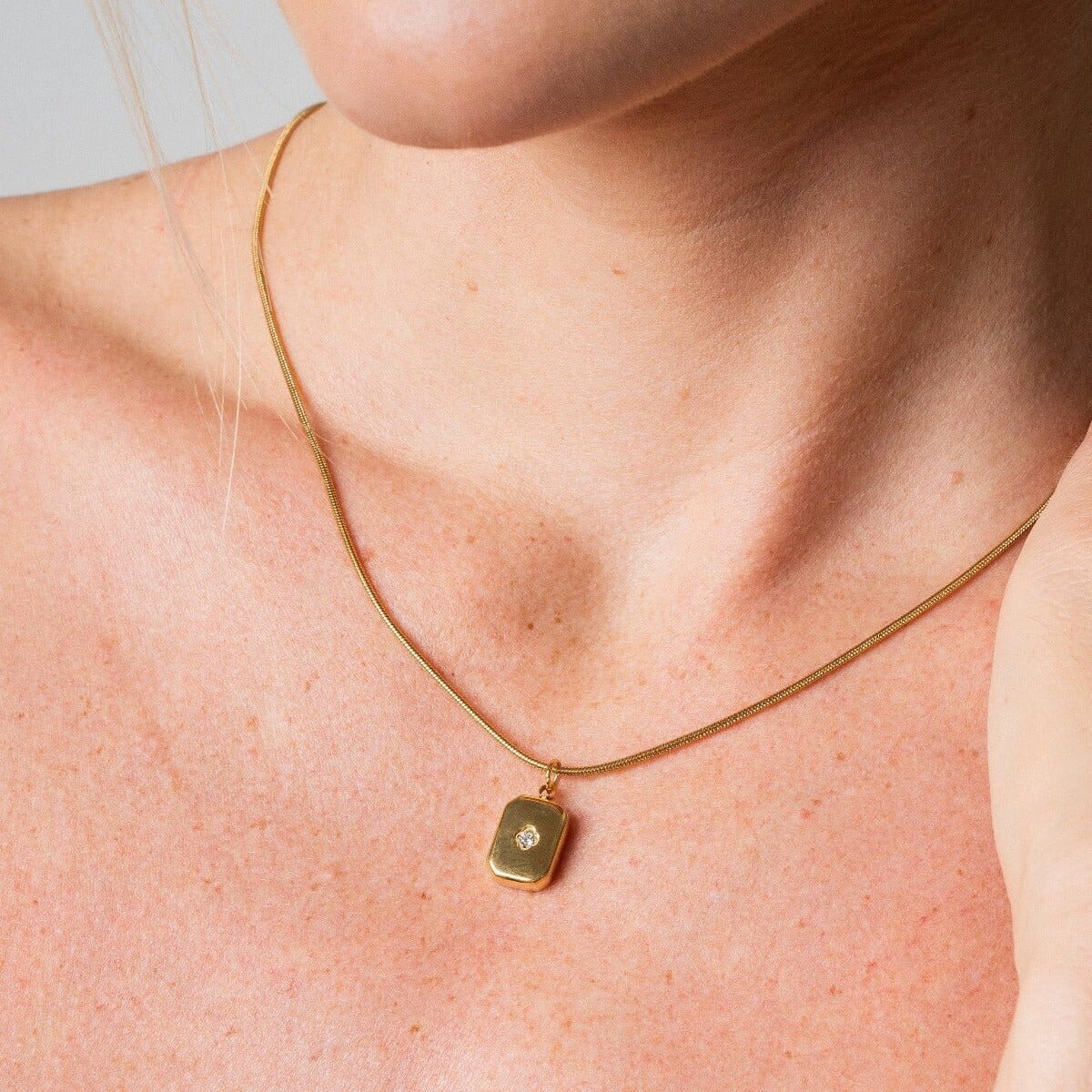 Colar Shine Pingente Banhado em Ouro 18k Colar Shine Pingente Banhado em Ouro 18k Minha loja