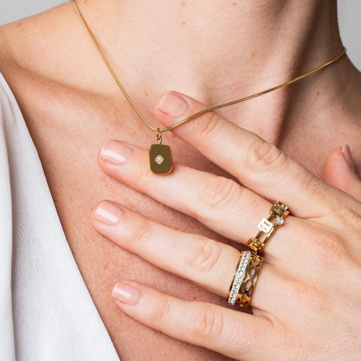 Colar Shine Pingente Banhado em Ouro 18k Colar Shine Pingente Banhado em Ouro 18k Minha loja