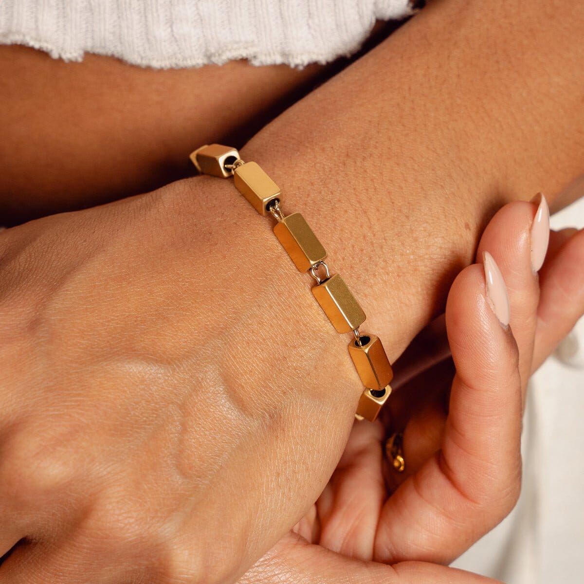 Pulseira Cora Banhado em Ouro 18k Pulseira Cora Banhado em Ouro 18k Minha loja