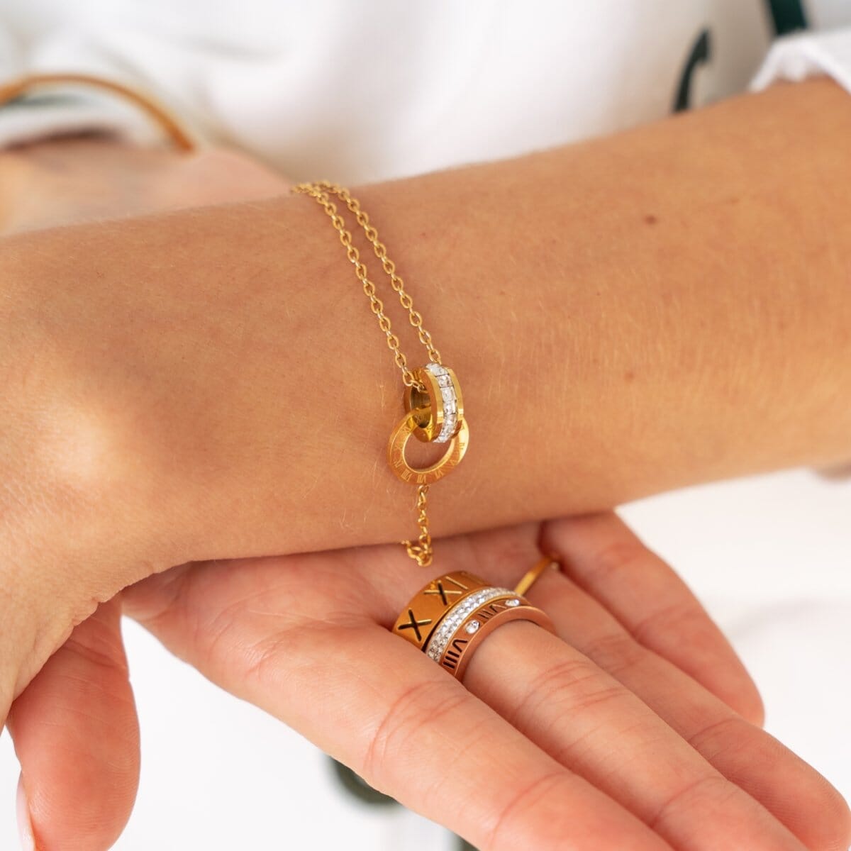 Pulseira Imperial Pedra Zircônia Banhado em Ouro 18K Pulseira Pingente Espiral Banhado em Ouro 18K Minha loja
