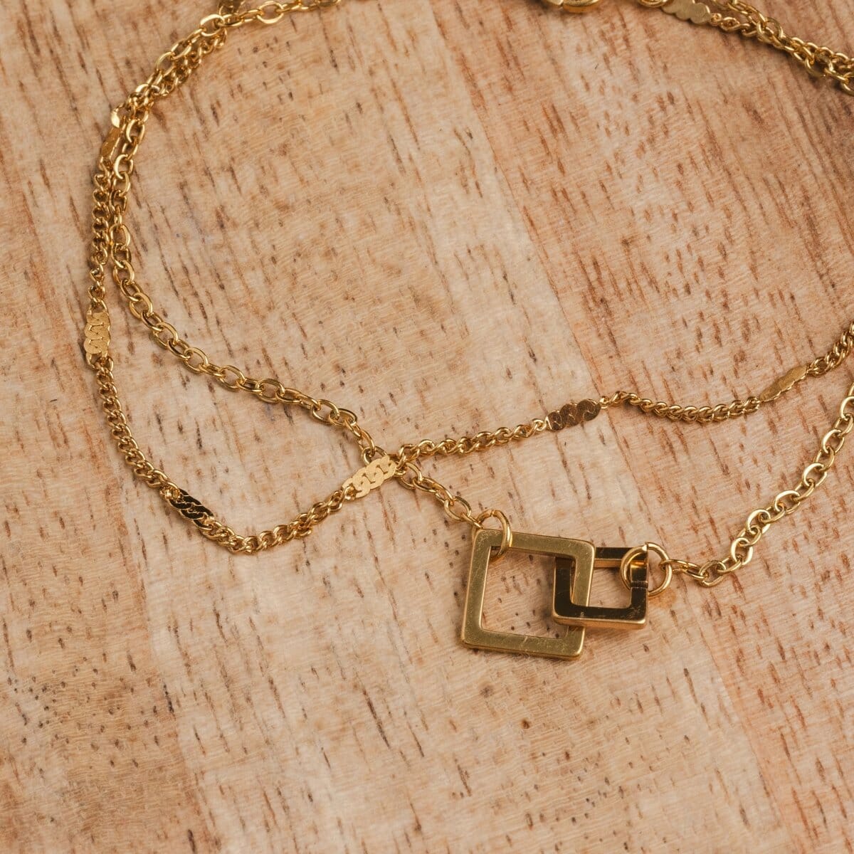 Pulseira Pingente Elo Quadrado Banhada em Ouro 18K Pulseira Minha loja