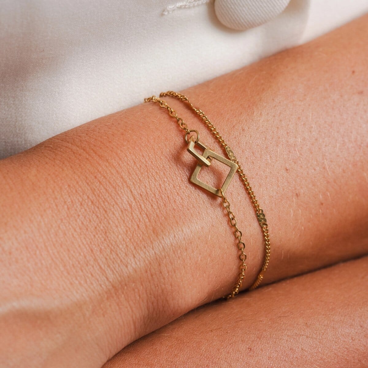 Pulseira Pingente Elo Quadrado Banhada em Ouro 18K Pulseira Minha loja