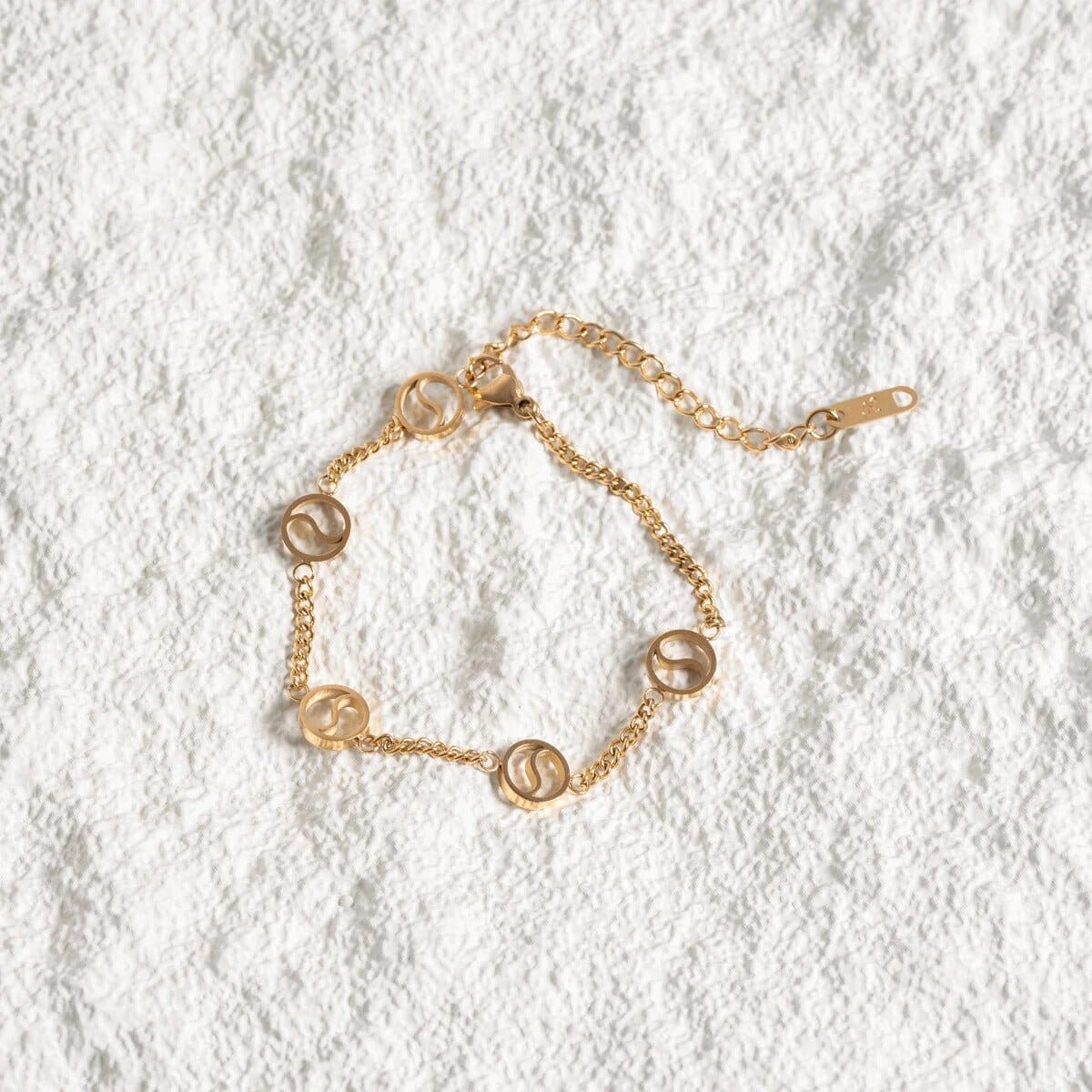 Pulseira Pingente Sierra Banhada em Ouro 18K Pulseira Minha loja