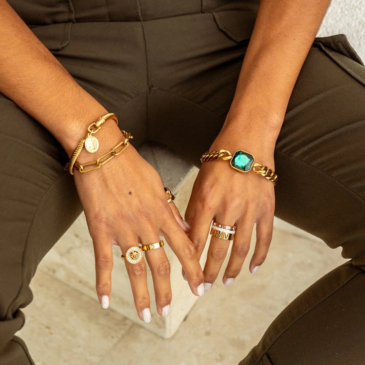 Anel Classic Inspiração Banhado em Ouro 18k Anel Classic Inspiração Banhado em Ouro 18k Minha loja 