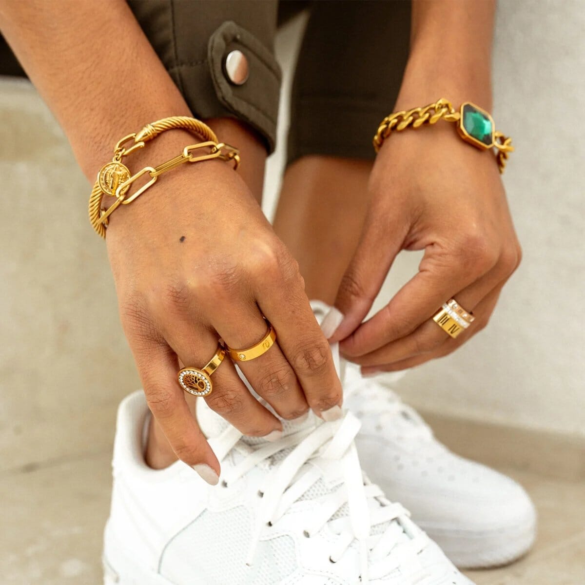 Anel Classic Inspiração Banhado em Ouro 18k Anel Classic Inspiração Banhado em Ouro 18k Minha loja 