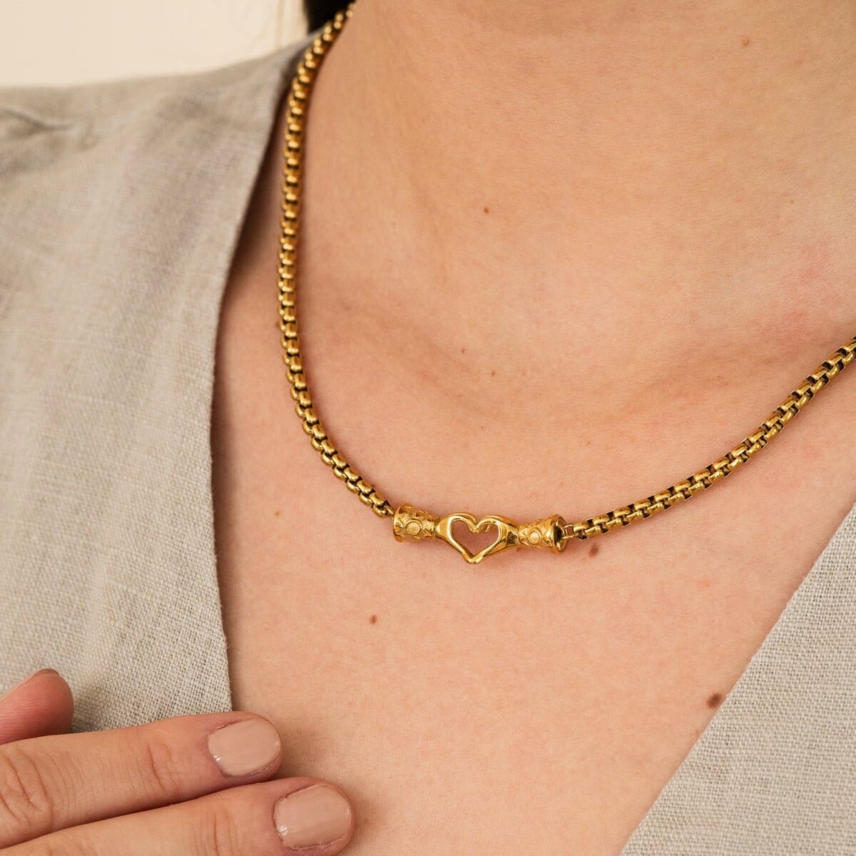 Colar Amavi Banhado em Ouro 18K Colar Amavi Banhado em Ouro 18K Minha loja 