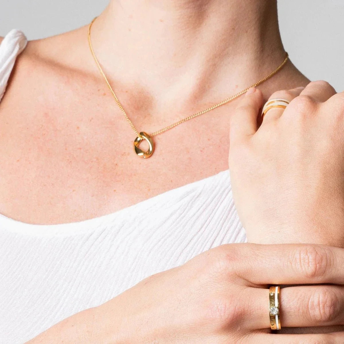 Colar Pingente Elo Banhado em Ouro 18k Colar Pingente Elo Banhado em Ouro 18k Minha loja 