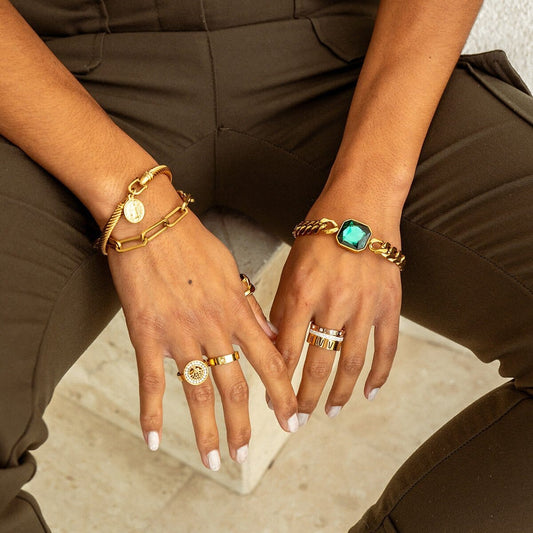 Pulseira Rich Pedra Verde Esmeralda Banho Ouro 18k Pulseira Rich Pedra Verde Esmeralda Banho Ouro 18k Minha loja 