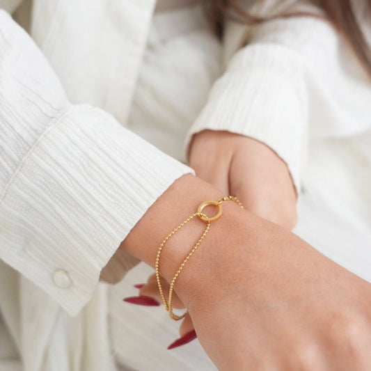 Pulseira Une Banhada em Ouro 18k Pulseira Harmonia Pingente de Anel Banhada em Ouro 18k Minha loja 